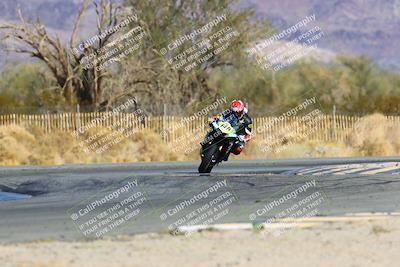 media/Jan-16-2022-CVMA (Sun) [[7f3d92989d]]/Race 3 Amateur Supersport Middleweight/